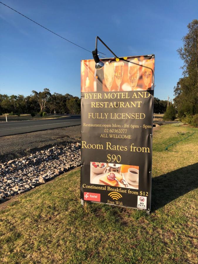 Byer Fountain Motor Inn Holbrook Exterior foto